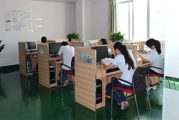 优特尔办公区